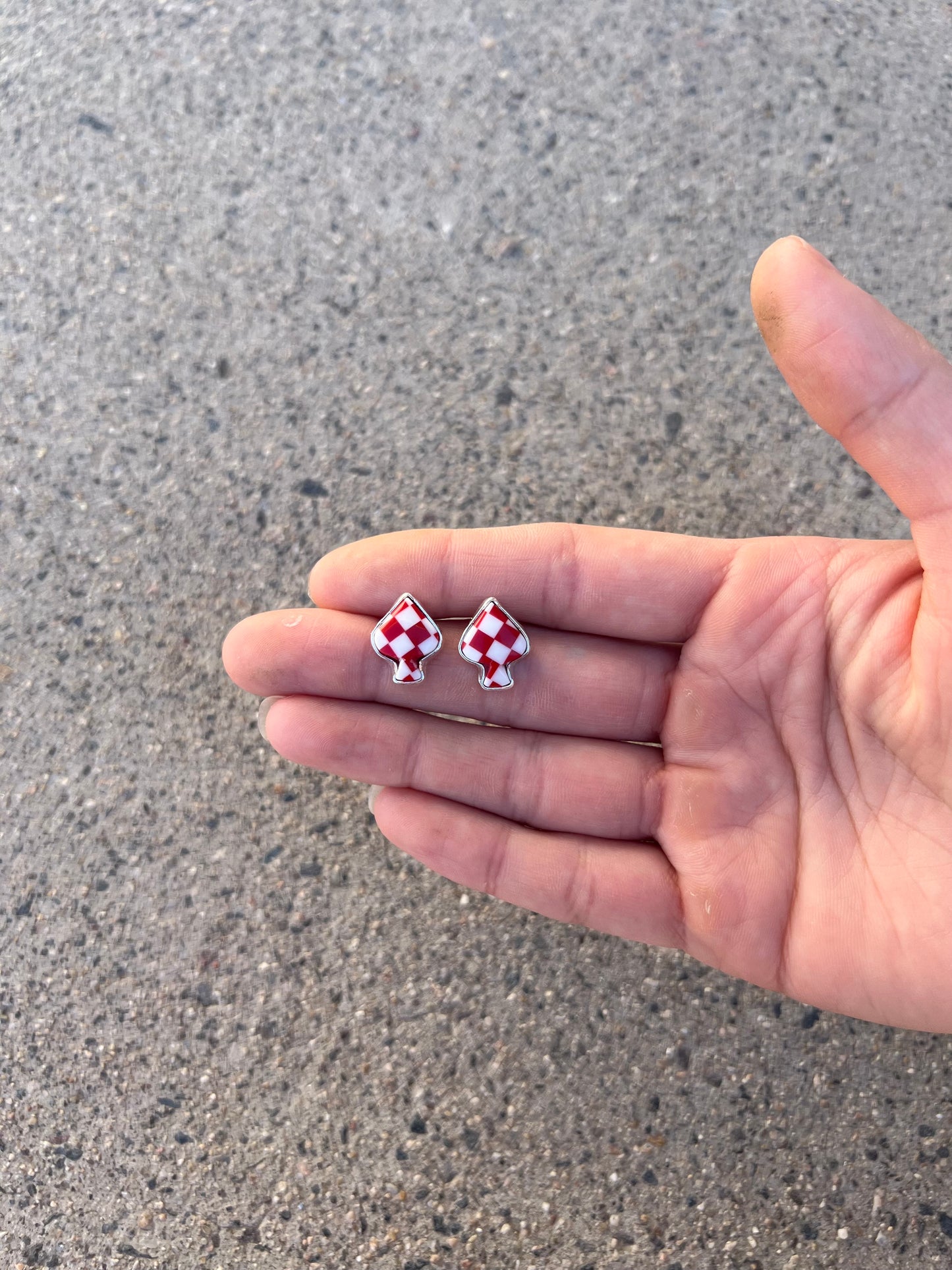 Red Checkered Spade